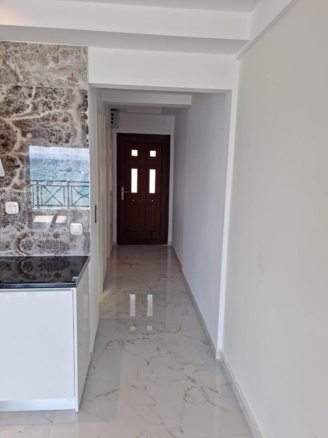 Lux Suite Sea Front Avra Pefkochori Exteriör bild